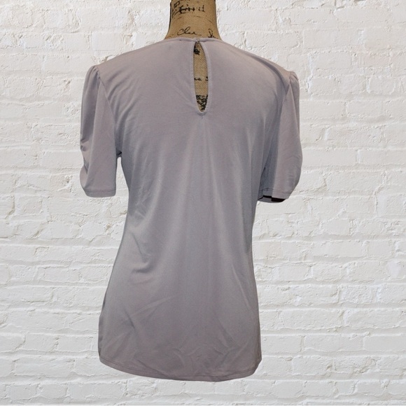 Express Short Sleeve Blouse - Picture 3 of 5